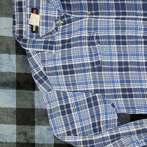 Vintage. Wrangler Riggs Workwear. Heavyweight Flannel. Men's XL - Picture 6 of 16